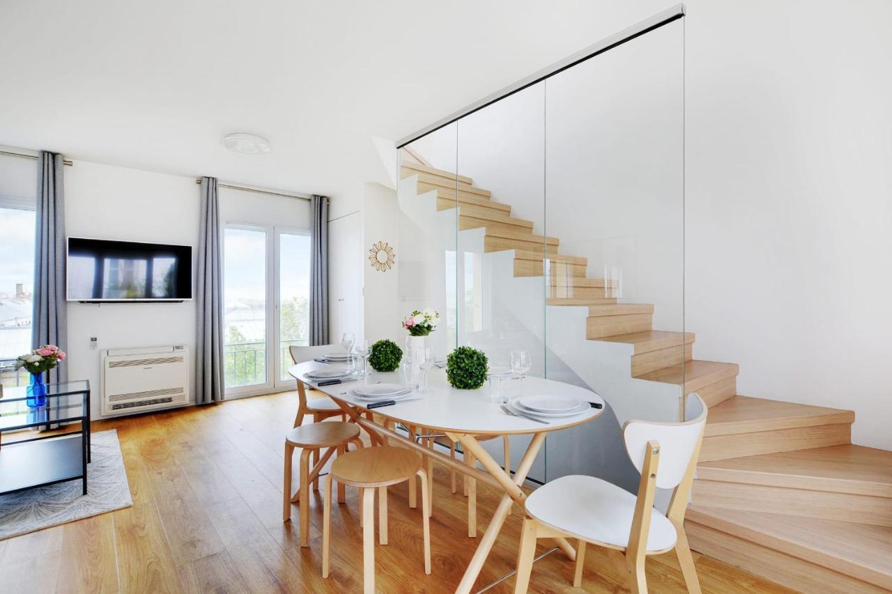 Exceptional Triplex With Terrace - Montmartre Apartment Paris Bagian luar foto