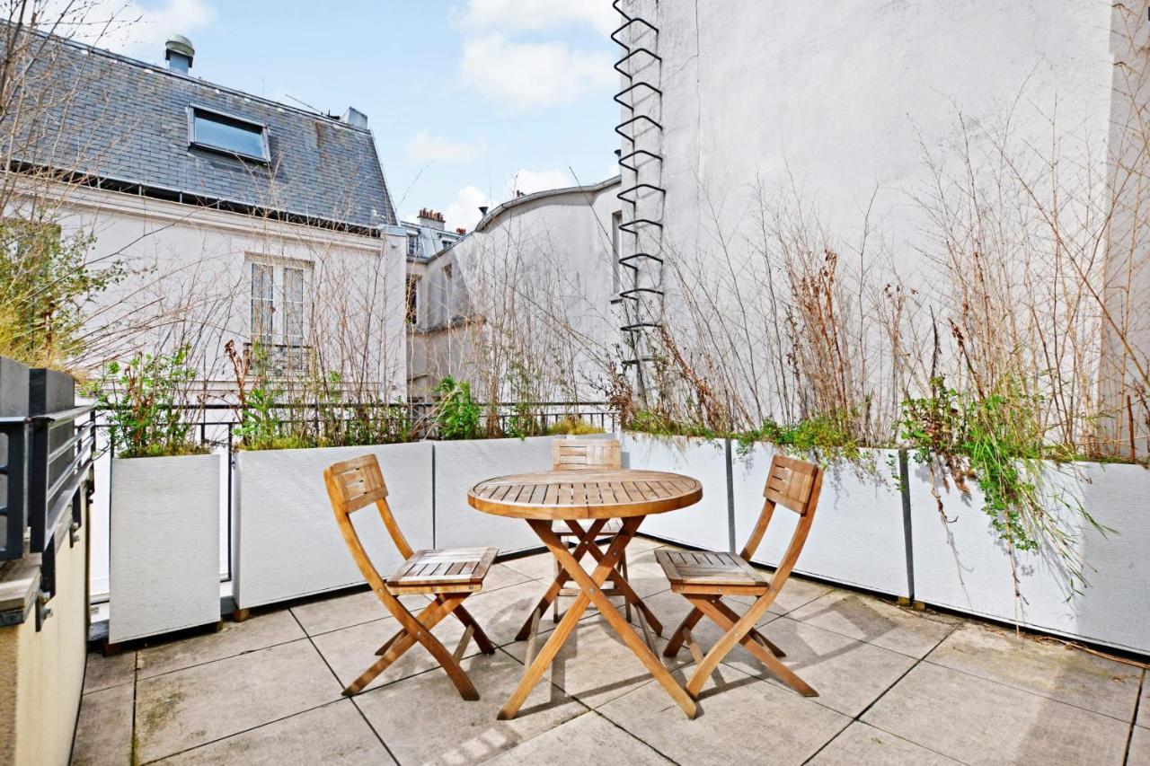 Exceptional Triplex With Terrace - Montmartre Apartment Paris Bagian luar foto