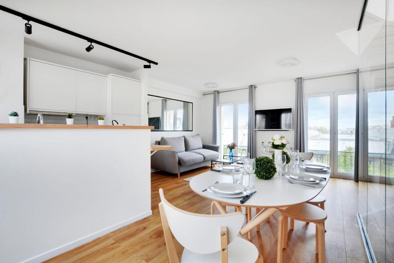 Exceptional Triplex With Terrace - Montmartre Apartment Paris Bagian luar foto