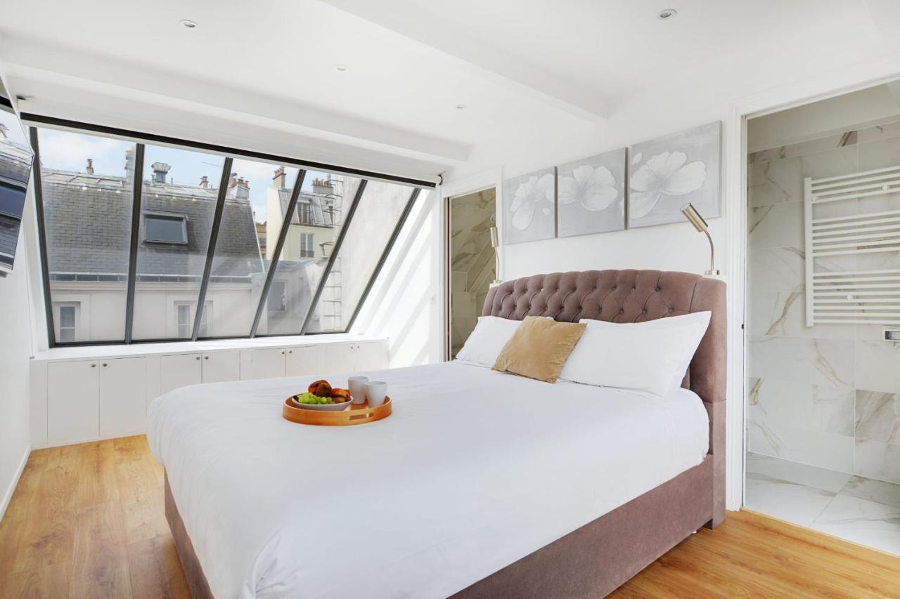 Exceptional Triplex With Terrace - Montmartre Apartment Paris Bagian luar foto