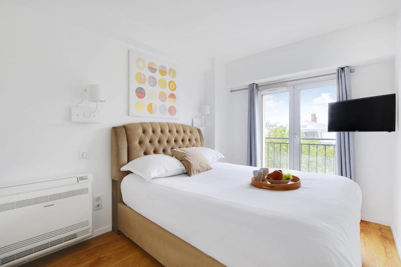 Exceptional Triplex With Terrace - Montmartre Apartment Paris Bagian luar foto